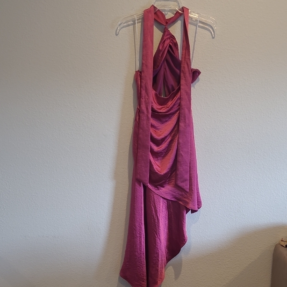 Elliatt X Revolve Caroline Halter Dress In Ruby Satin Size XS NWT - Picture 9 of 15